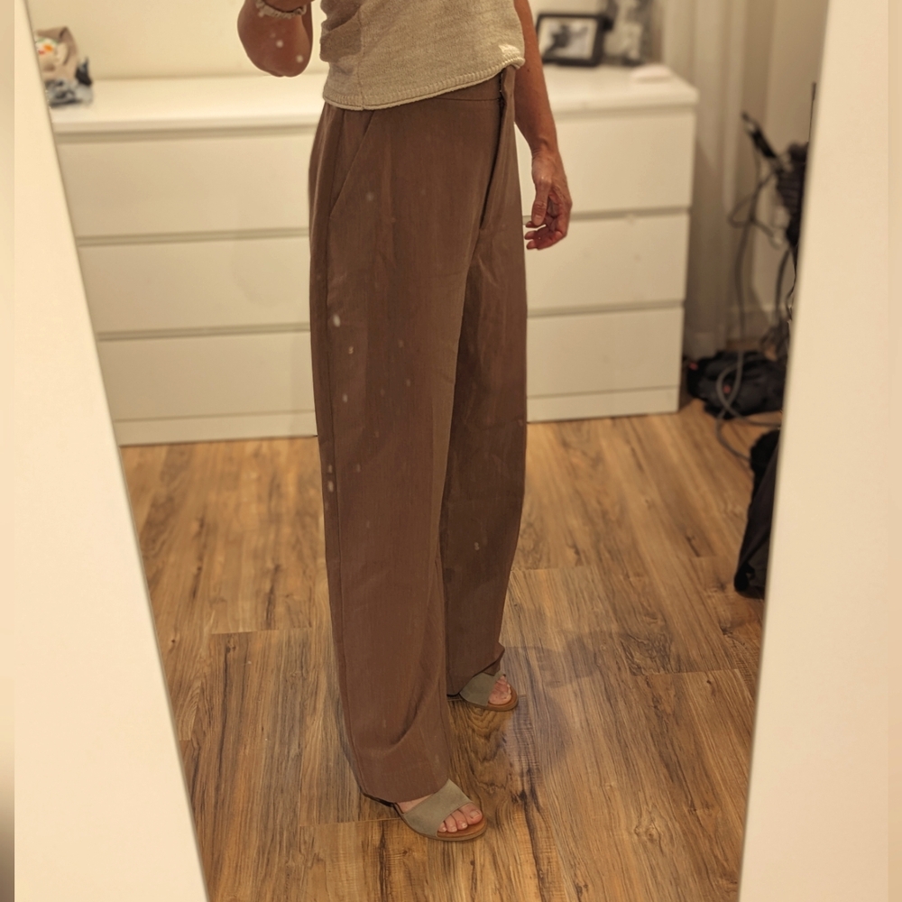 Abercrombie & Fitch Tailored Wide Leg Pant